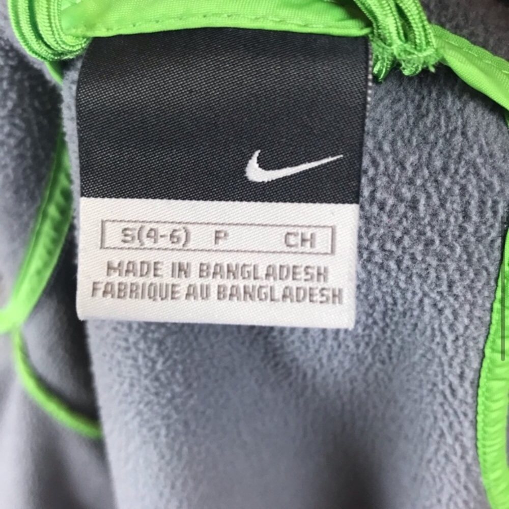 Nike jacket - Picture 4 of 4